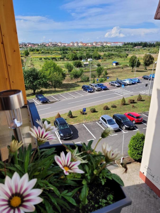Andi Apartment Sibiu Bagian luar foto